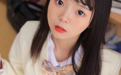 淑娟两腿间又痒了